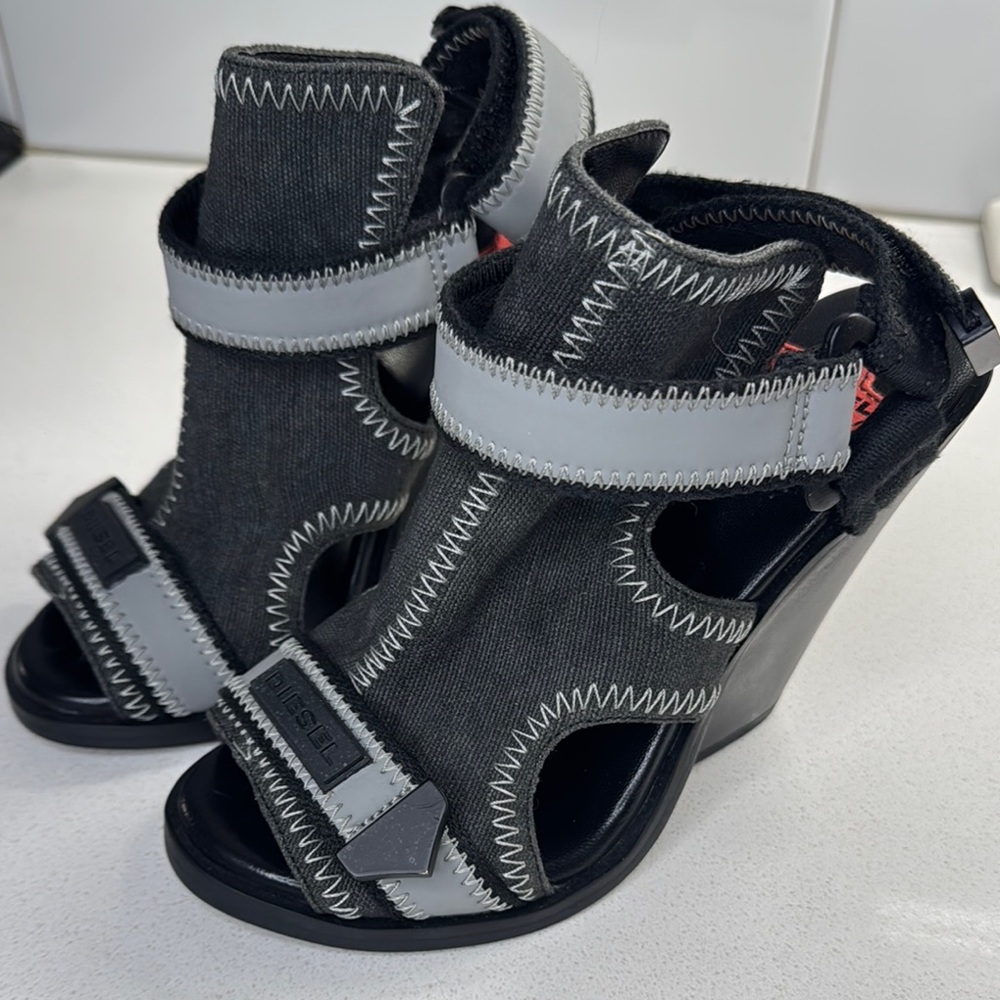 Diesel Black and Gray Women's Wedge Sandals